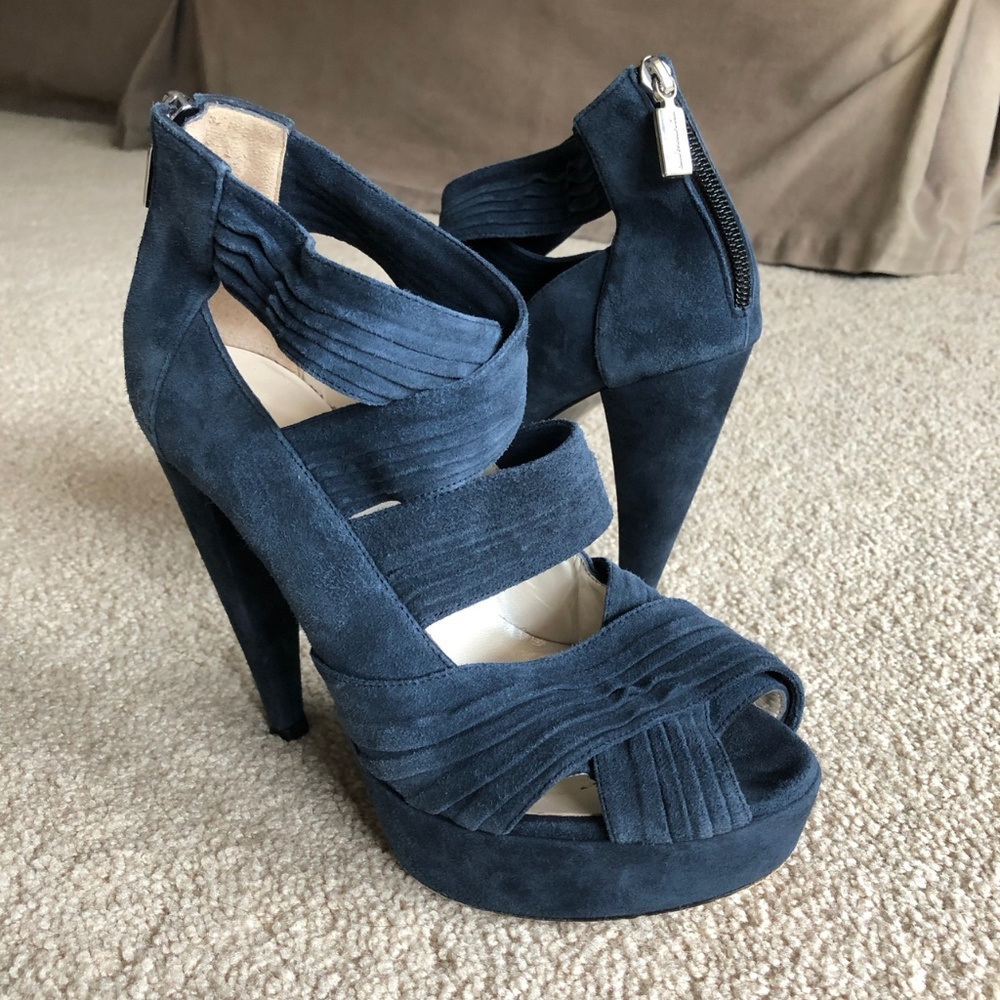 BRUNO MAGLI Blue Suede Platform Pumps - Picture 5 of 8